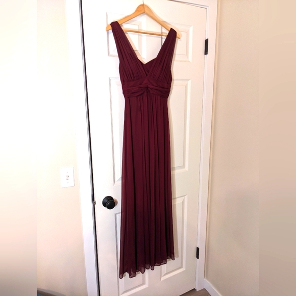 Merlot maxi dress ❤️ Prom - Picture 2 of 5